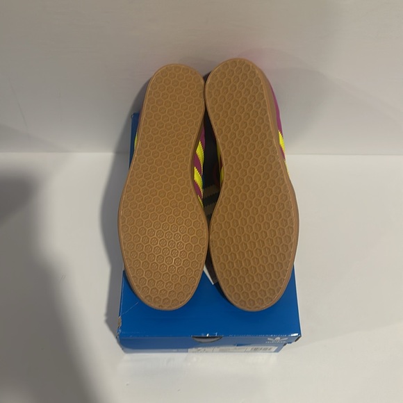 WMNS Adidas Gazelle ‘Purple Burst Solar Yellow’ Sz 7.5 / 8.5 / 9 (JI1373) - Picture 4 of 5